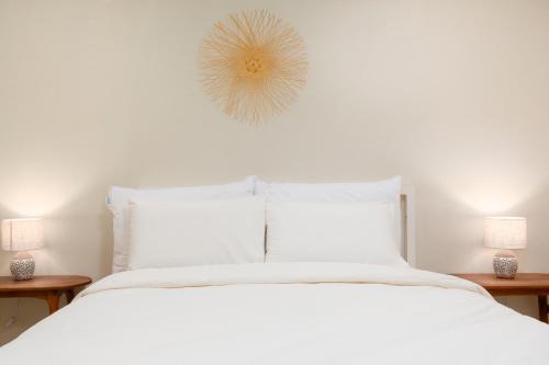 comfy corner hotel