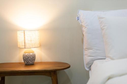comfy corner hotel