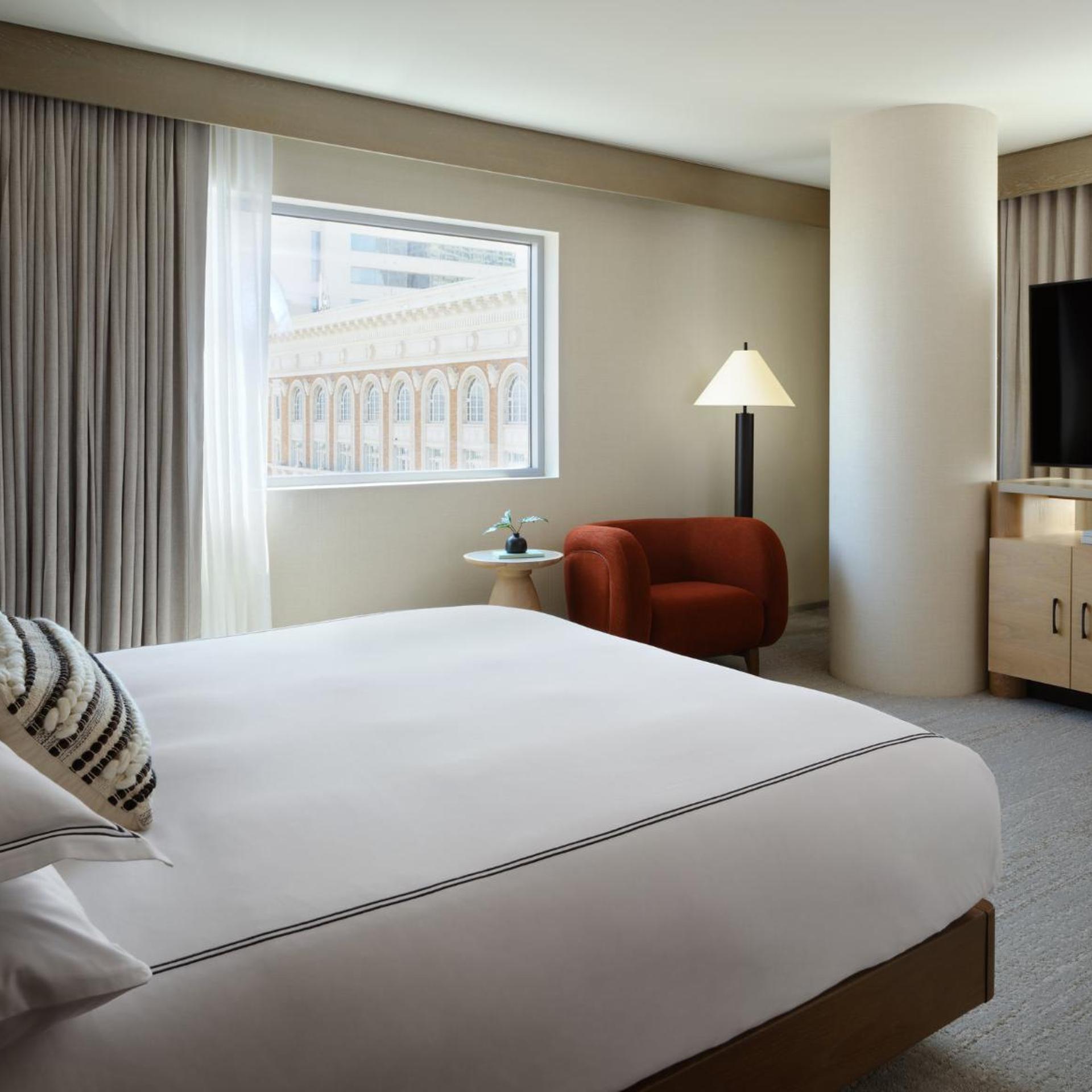 kimpton hotel palomar phoenix cityscape by ihg