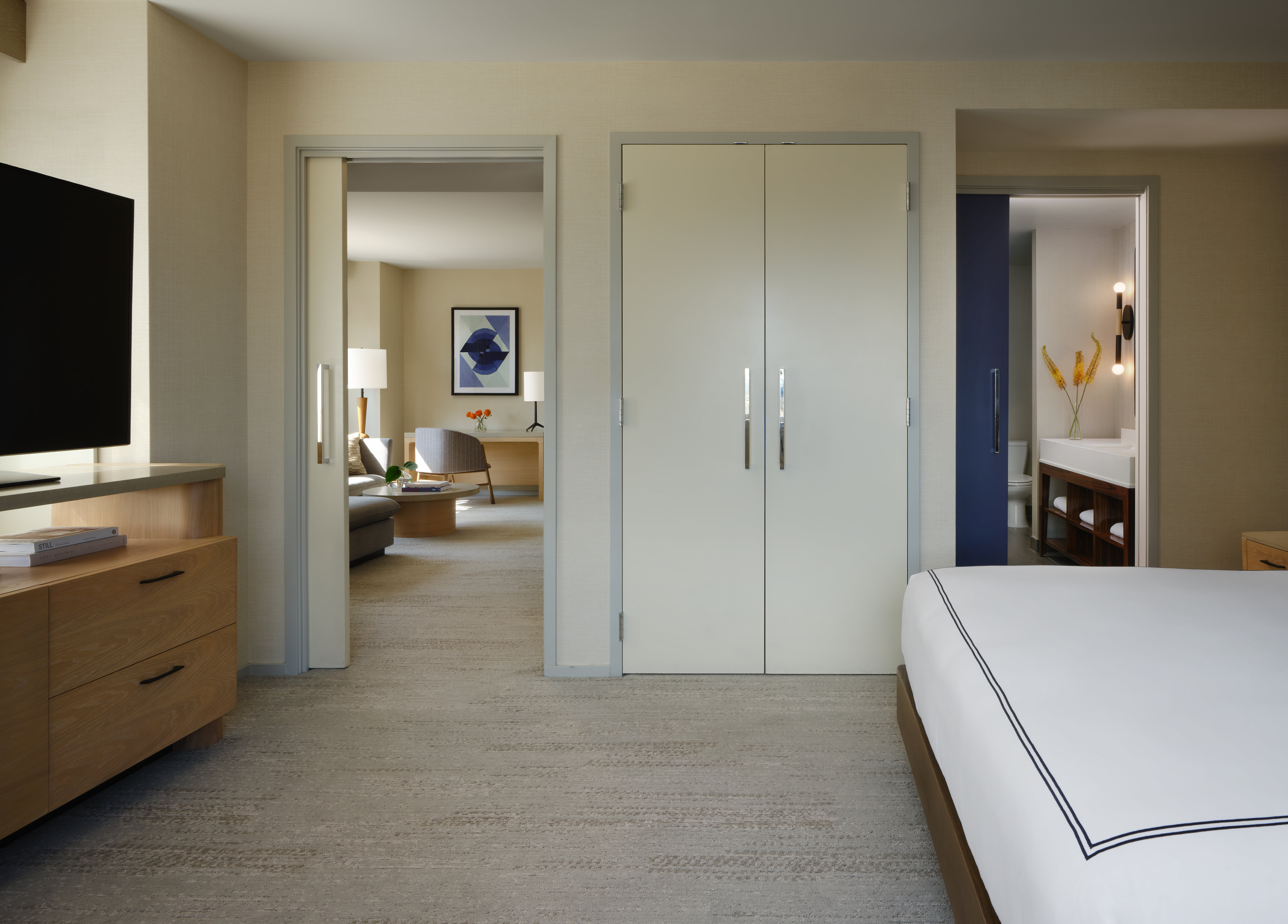kimpton hotel palomar phoenix cityscape by ihg