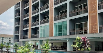 tisha hotel