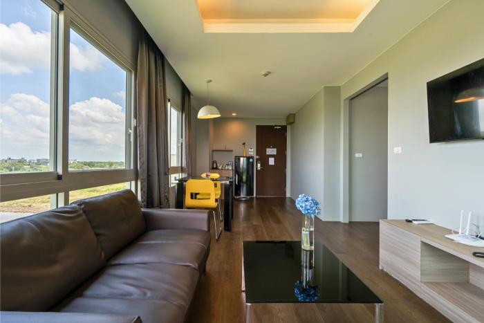 tisha hotel