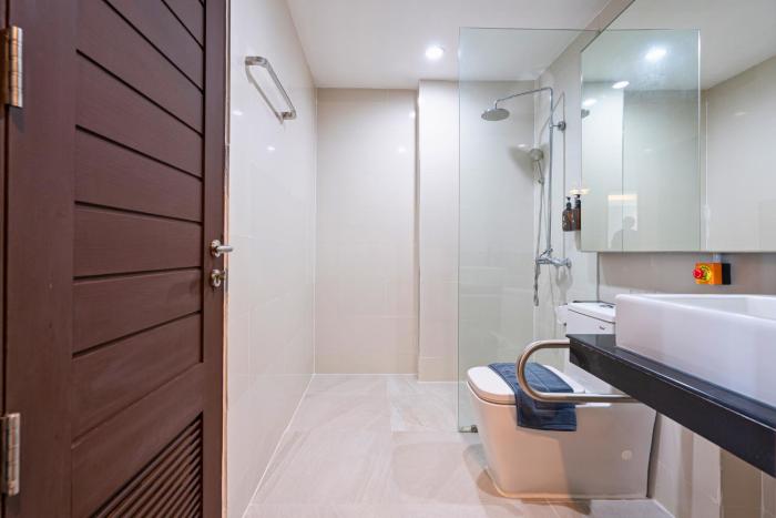 tisha hotel