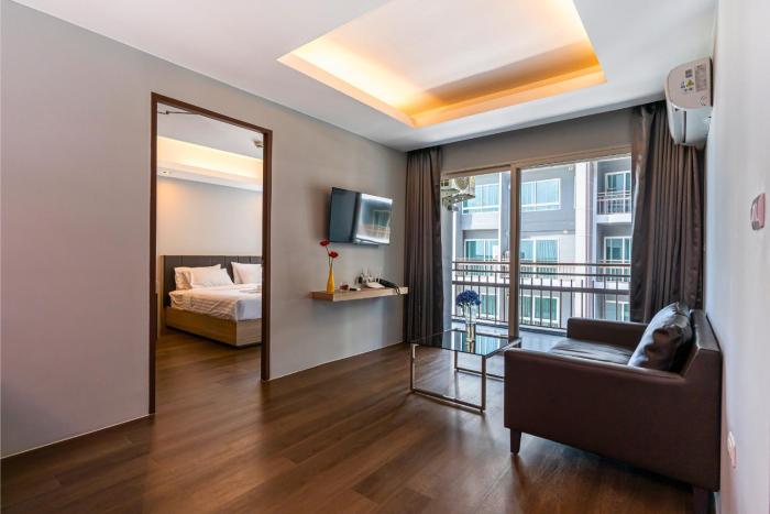 tisha hotel