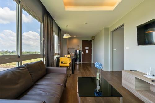 tisha hotel