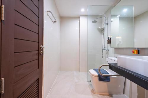 tisha hotel