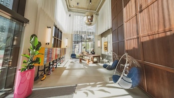 The Robinson,,2 star