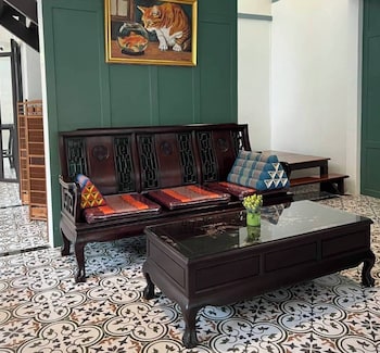 Baan Debtida,,3 star