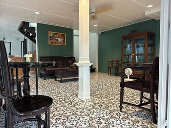 Baan Debtida,,3 star