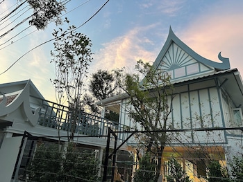 Baan Debtida,,3 star