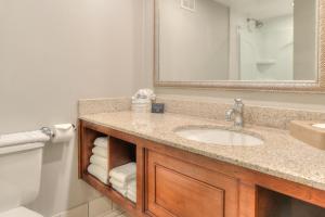 the ramsey hotel and convention center