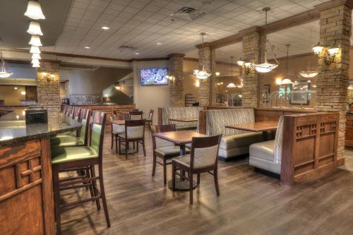 the ramsey hotel and convention center