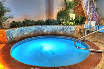 the ramsey hotel and convention center