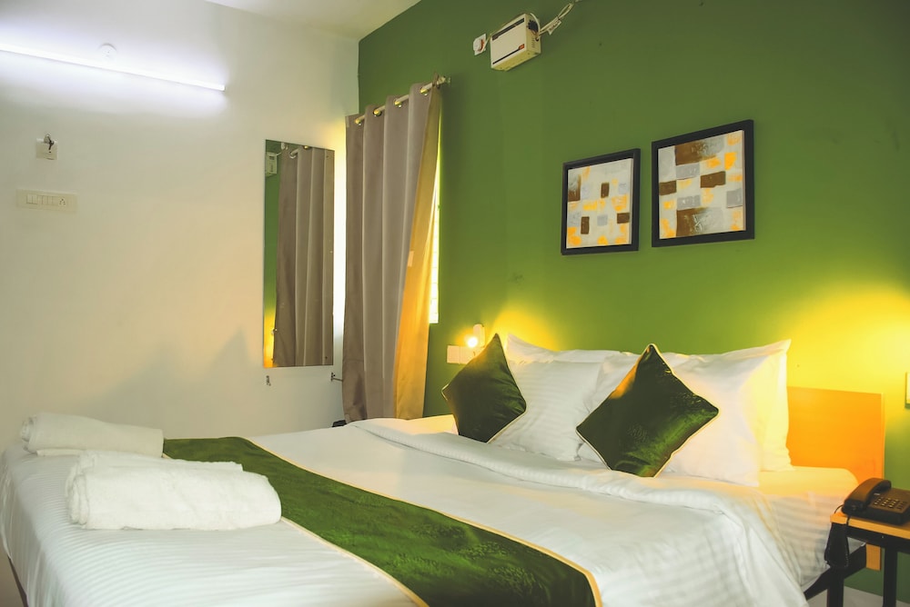 naksha tree hotels honey crest