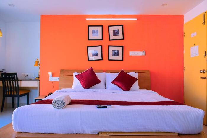 naksha tree hotels honey crest