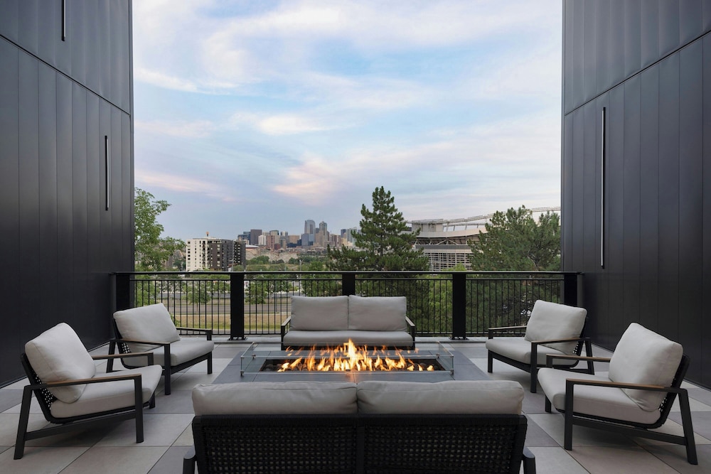 courtyard by marriott denver downtown west