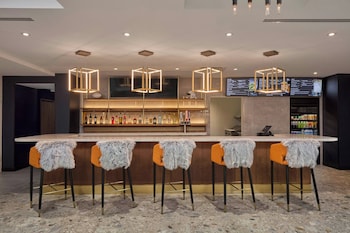 Courtyard By Marriott Denver Downtown West,,3 star