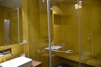 kairali ayurvedic health resort pvt ltd