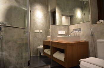 kairali ayurvedic health resort pvt ltd