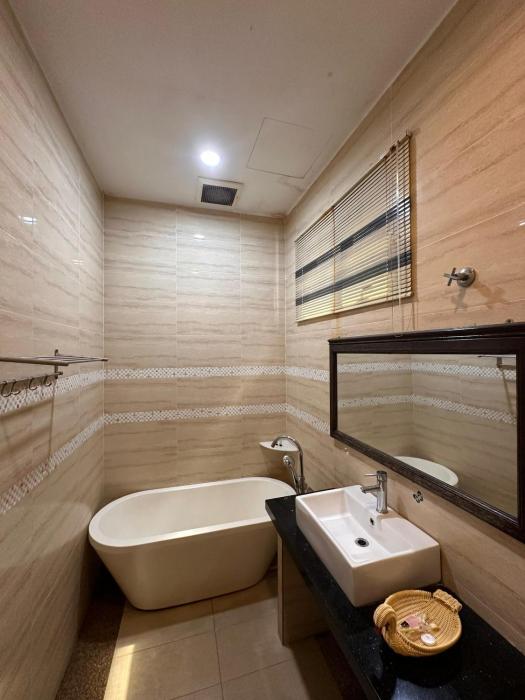 maxwell inn luxury hotel