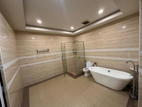 maxwell inn luxury hotel
