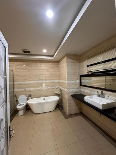 maxwell inn luxury hotel