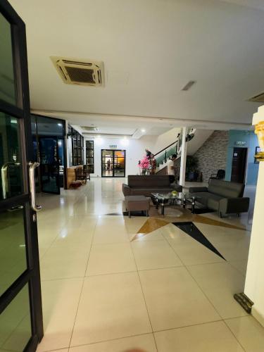 maxwell inn luxury hotel