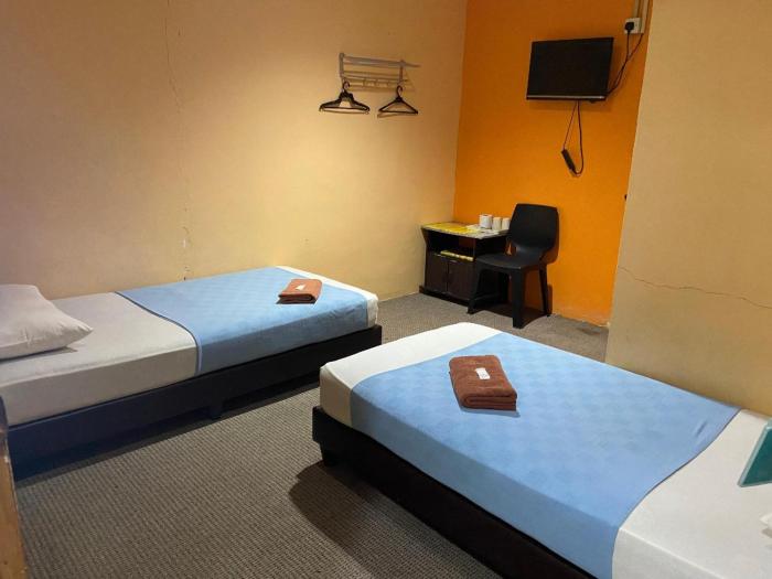 muadzam shah