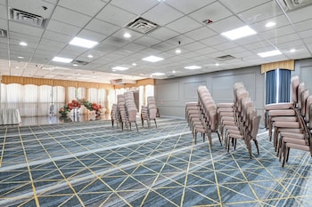 Holiday Inn Piscataway Somerset By Ihg,Edison>>Bound Brook,4 star