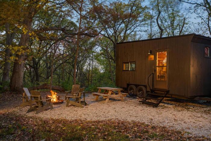 postcard cabins starved rock