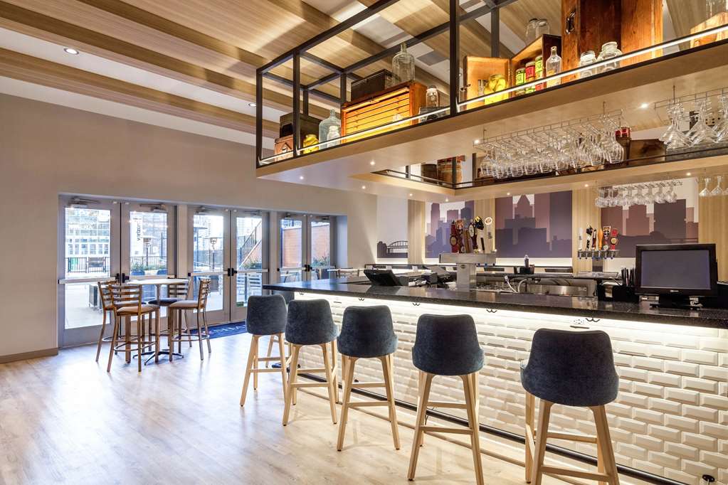 cambria hotel pittsburgh downtown