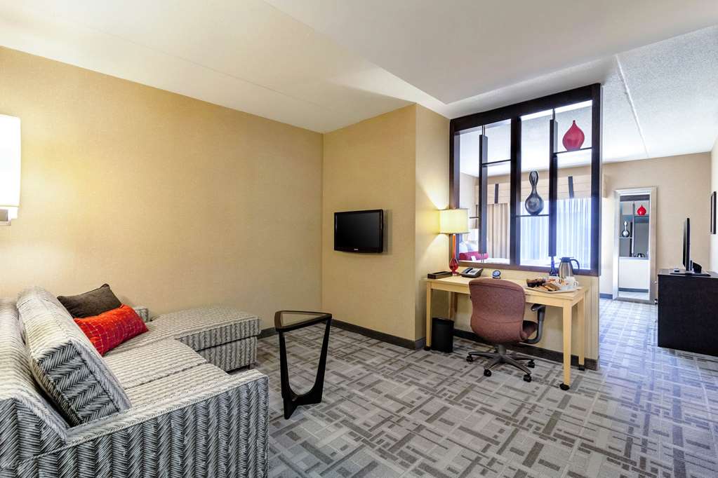 cambria hotel pittsburgh downtown