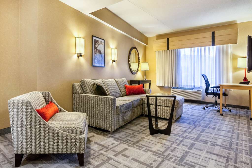 cambria hotel pittsburgh downtown