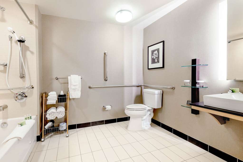 cambria hotel pittsburgh downtown