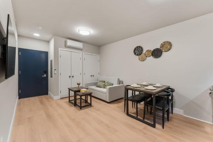 4211 suites