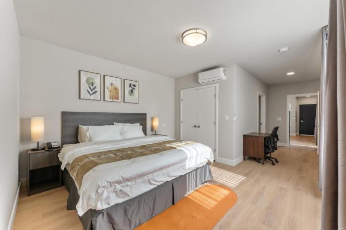 4211 suites