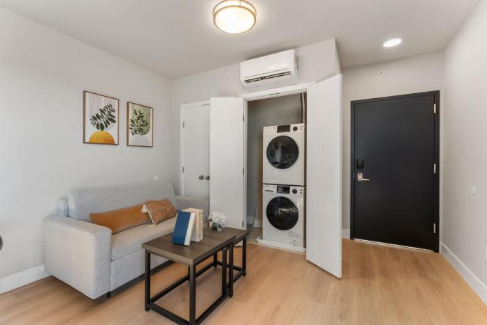 4211 suites