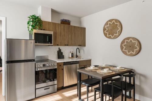4211 suites