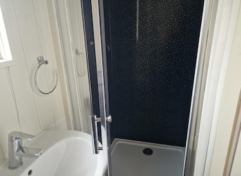 Glan Yr Afon Un - Relax, Recuperate, Enjoy,,3 star