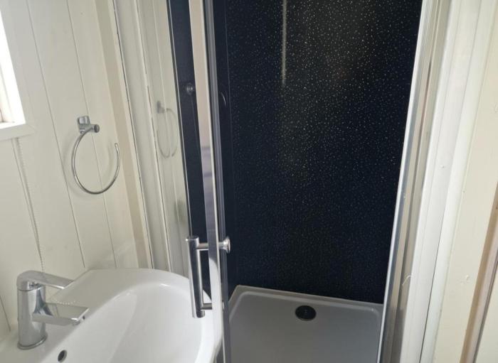 glan yr afon un relax recuperate enjoy