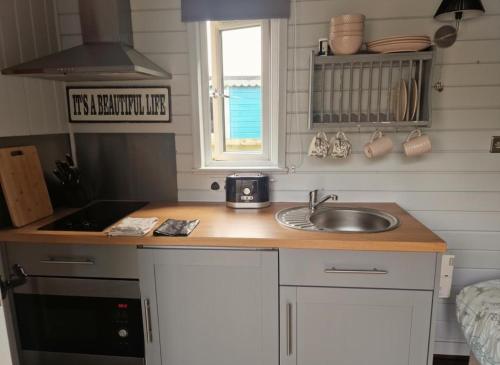 glan yr afon un relax recuperate enjoy