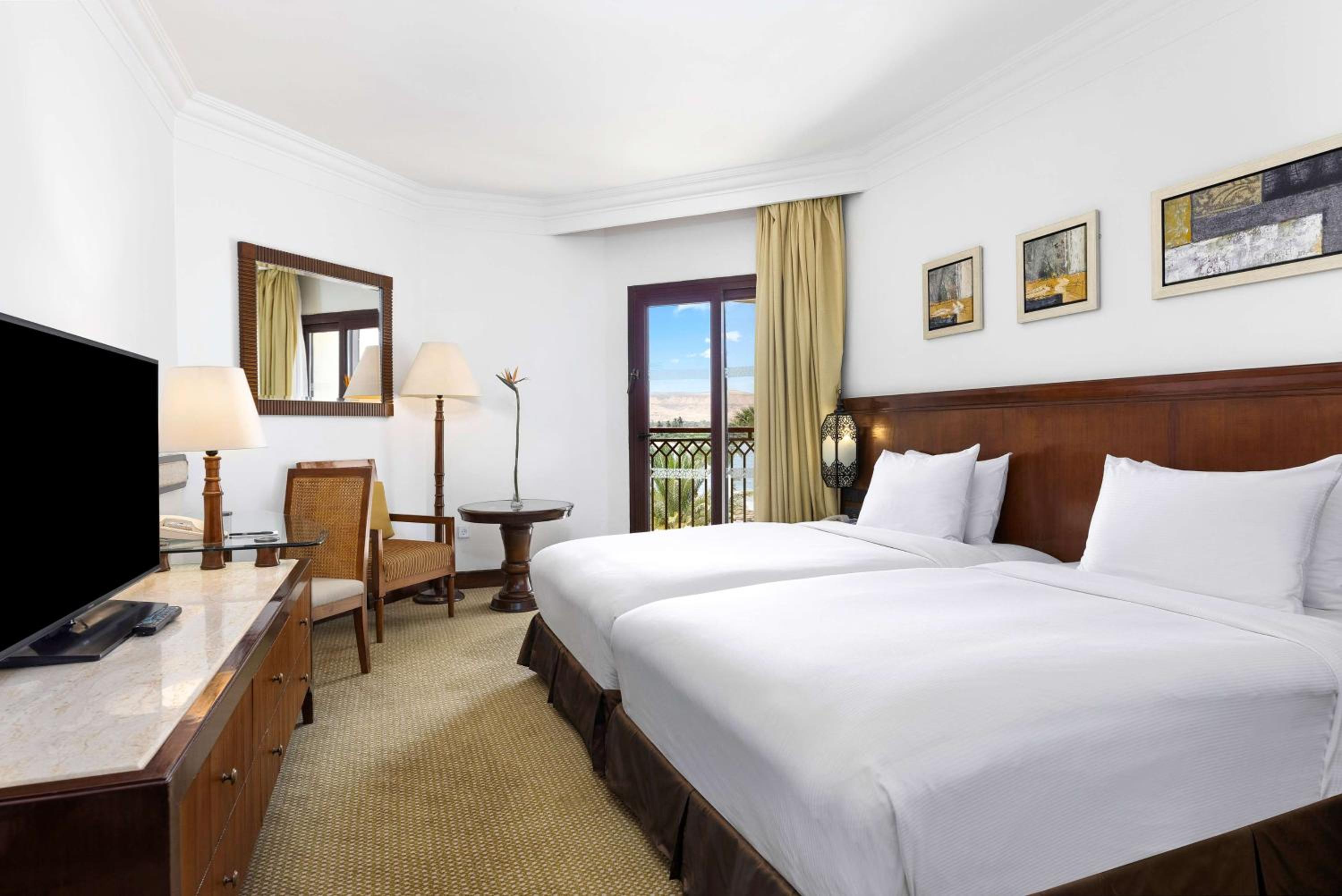 Hotel-Img