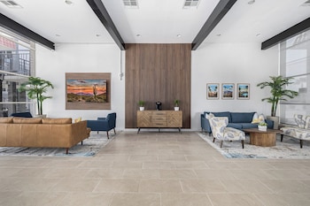 Tempe Oasis,1635 N Scottsdale Rd,2 star