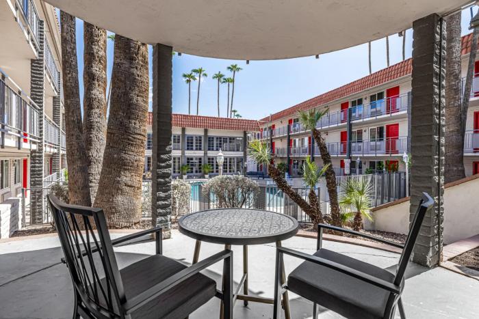 tempe oasis
