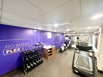 holiday inn express madison by ihg