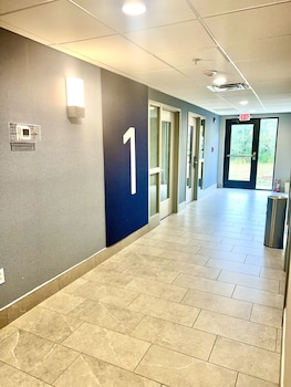 holiday inn express madison by ihg