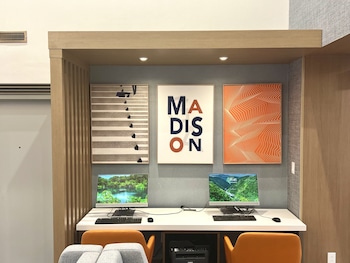 holiday inn express madison by ihg