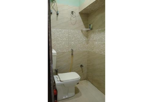 Om Palace Inn,,3 star