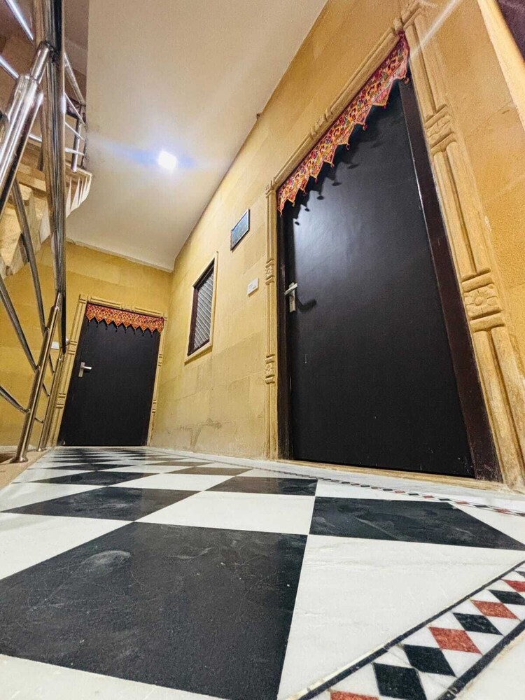 hotel rainbow jaisalmer