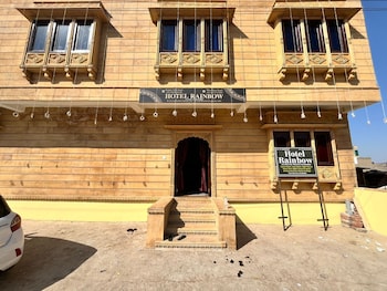 hotel rainbow jaisalmer